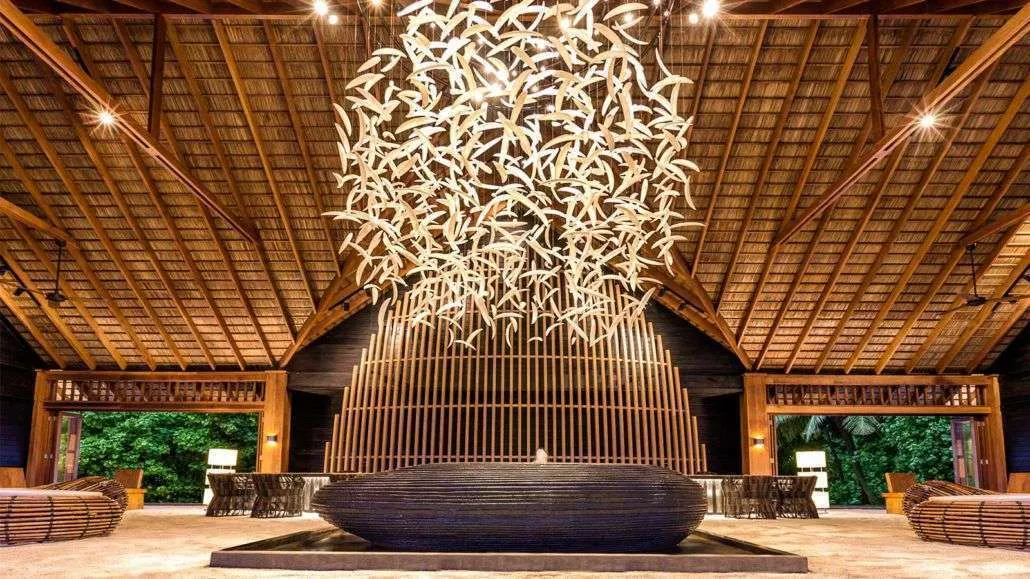 Hurawalhi Island Resort - Image 11