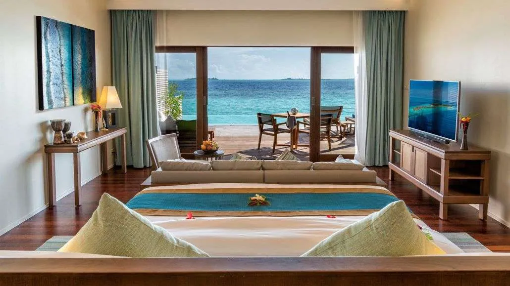 Ocean Pool Villa - Image 2