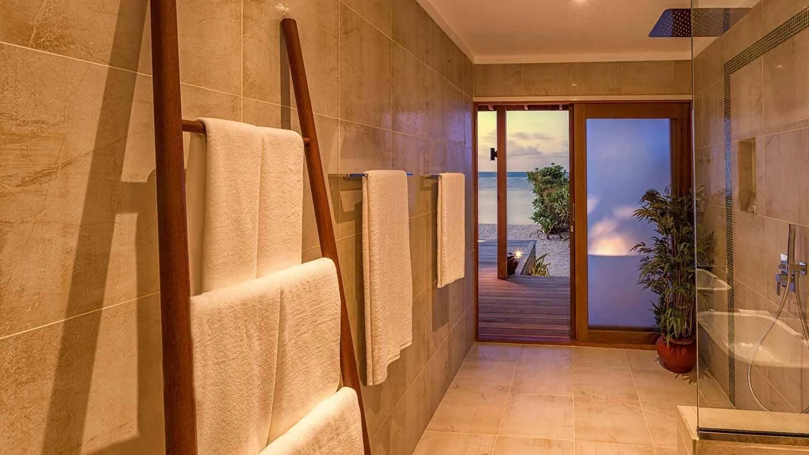  Beach Pool Villa - Image 2