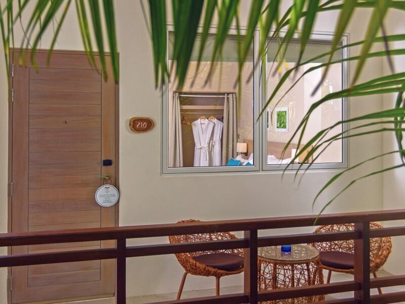 Malahini Kuda Bandos Resort - Image 7