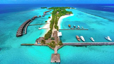 Sheraton Maldives Full Moon Resort & Spa