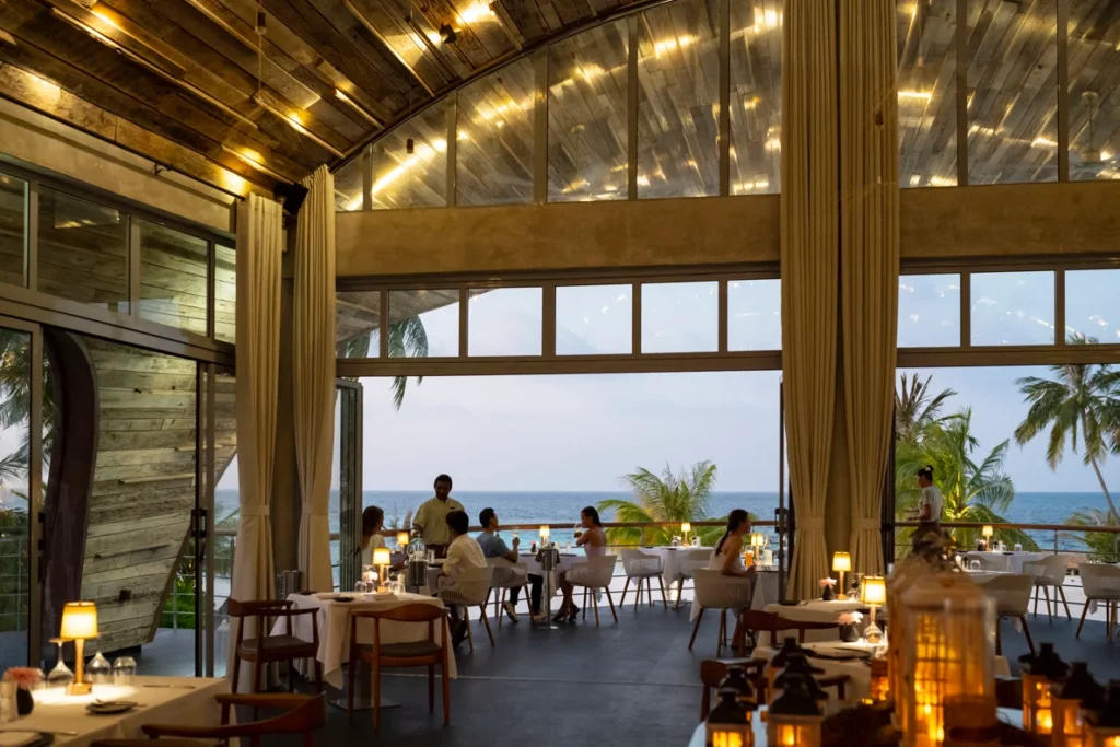 OUTRIGGER Maldives Maafushivaru - Image 7