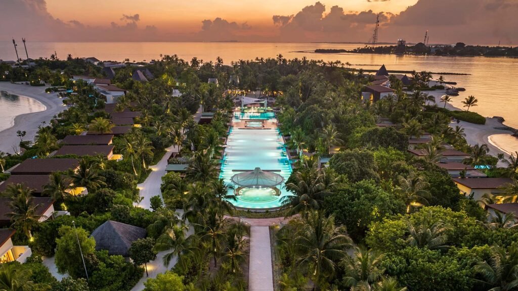 Kuda Villingili Resort Maldives - Image 3