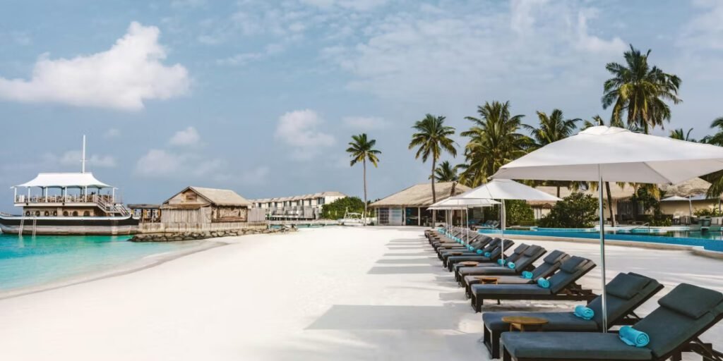 InterContinental Maldives Maamunagau Resort - Image 4