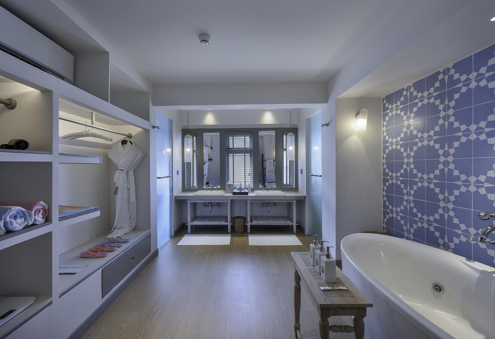 Duplex Lagoon Pool Villas - Cora Cora Maldives - Image 4