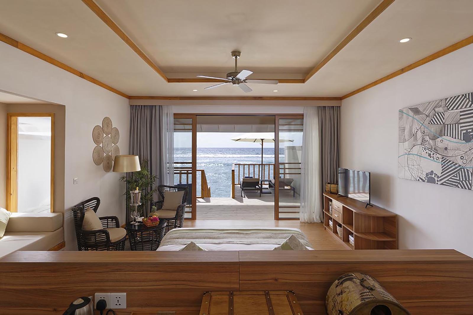 Water Villa - Brennia Kottefaru