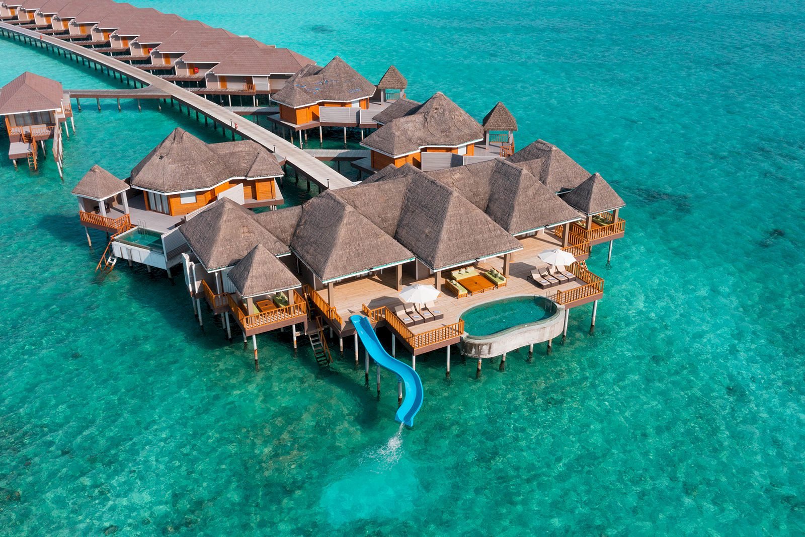 Over Water Pool Residence - Brennia Kottefaru