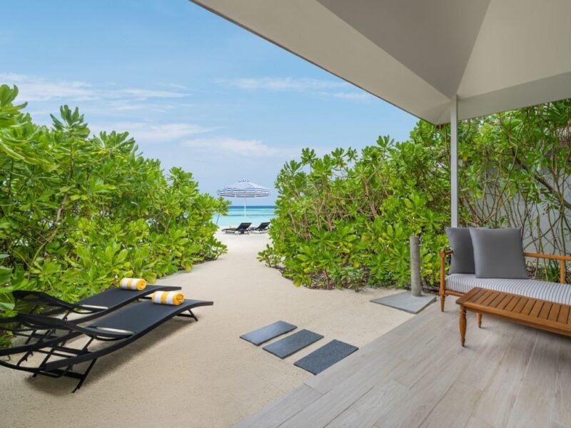 Beach Villa - Le Méridien Maldives - Image 2