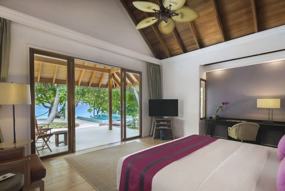 Beachfront Pool Villa - Dusit Thani Maldives