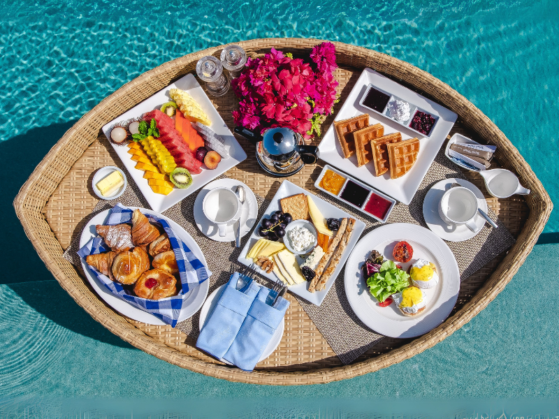 Floating Breakfast