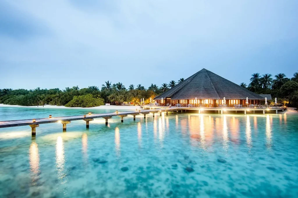 Hideaway Beach Resort & Spa - Image 14