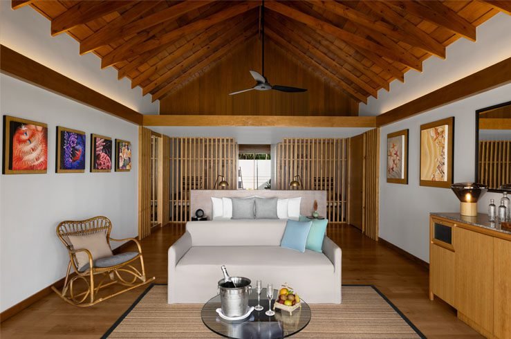 Beach Villas with Pool - Emerald Faarufushi - Image 3