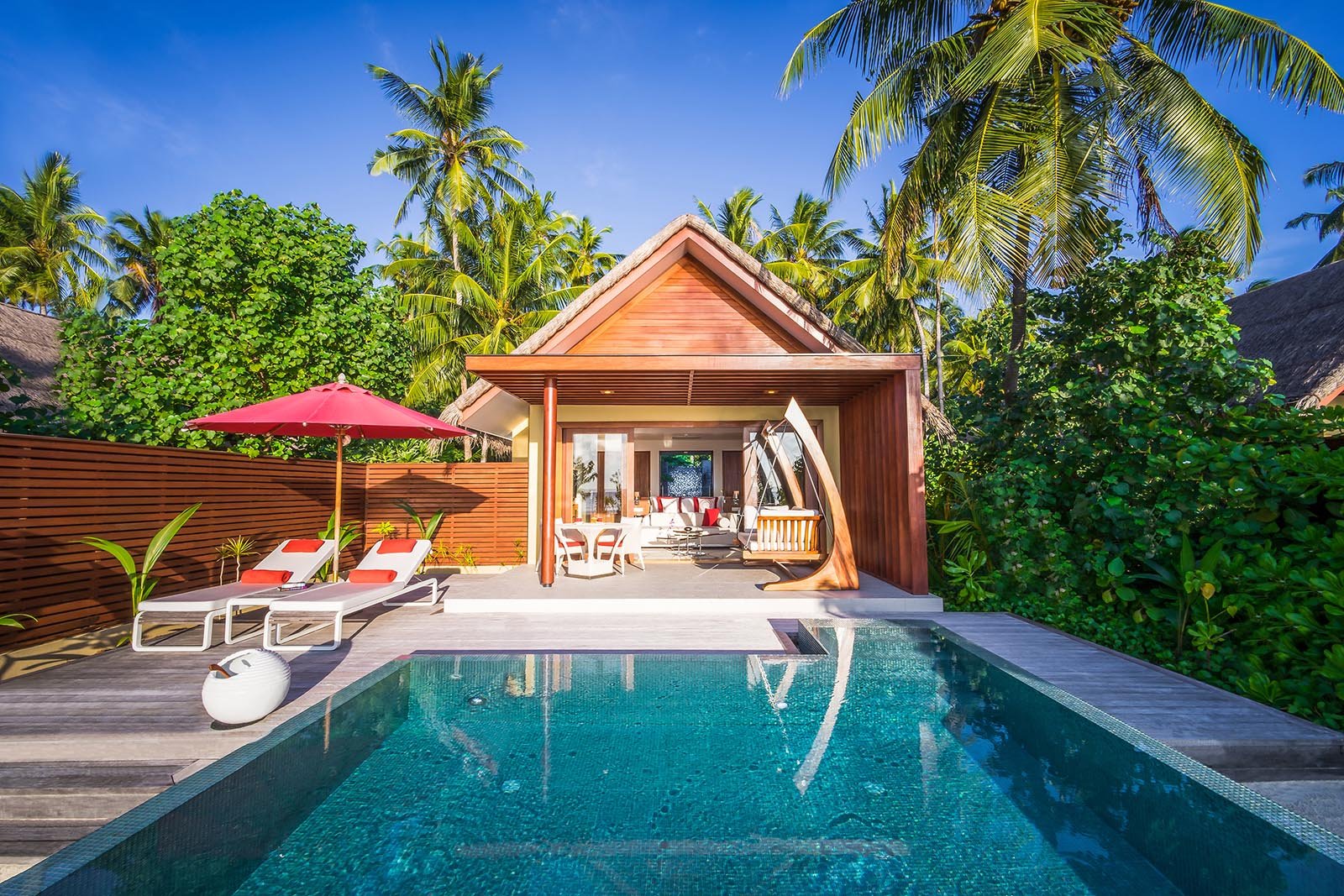 Beach Pool Villa - Niyama Private Islands - Image 1