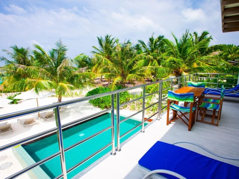 Three Bedroom Suite - Holiday Inn Resort Kandooma - Image 4