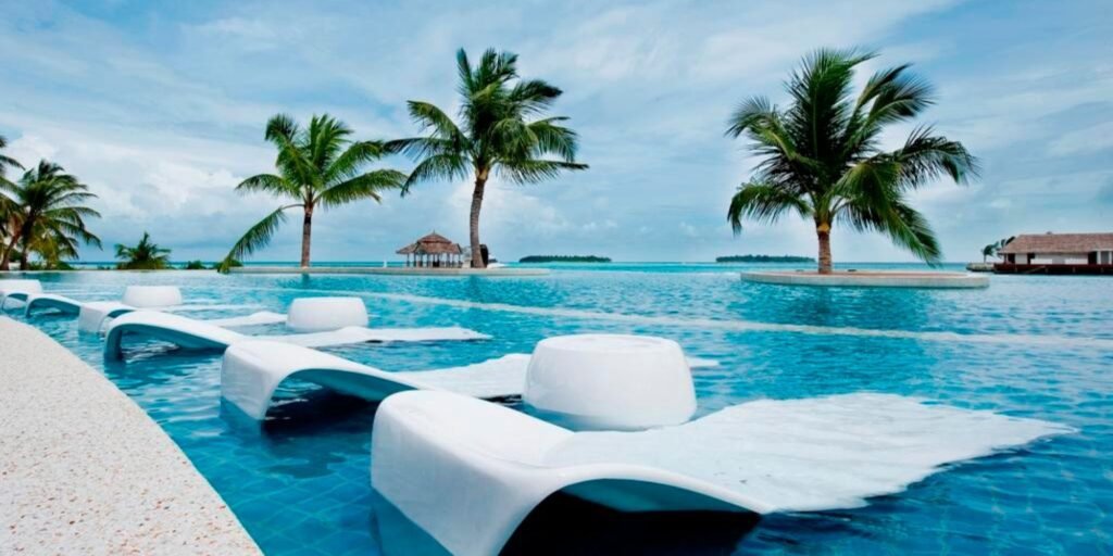 Holiday Inn Resort Kandooma Maldives - Image 14