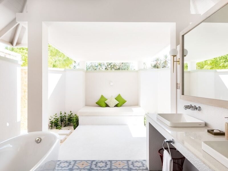 Grand Beach Villa with Pool - Sun Siyam Olhuveli - Image 3