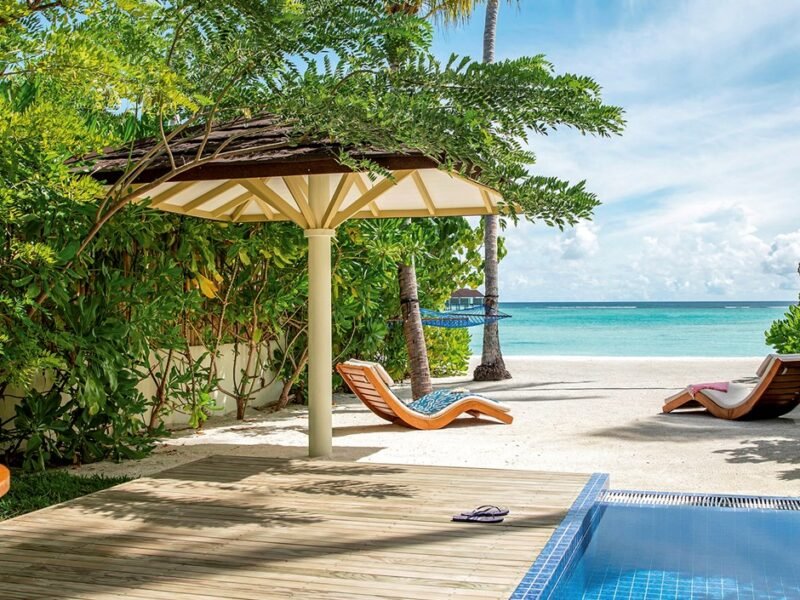 Romantic Beach Villa with Pool - Sun Siyam Olhuveli - Image 1