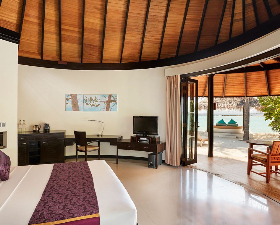 Deluxe Beach Villa - Sun Siyam Irufushi - Image 2