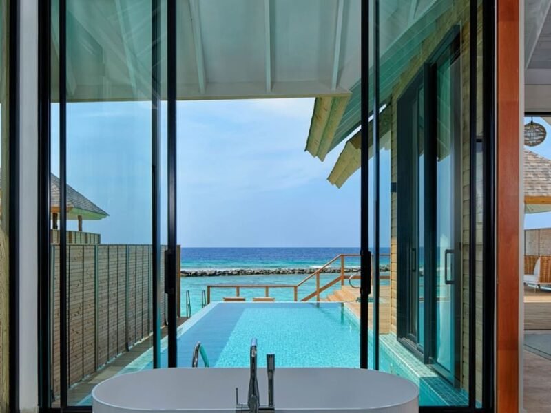 Deluxe Water Pool Villas - Ananea Madivaru Maldive - Image 3