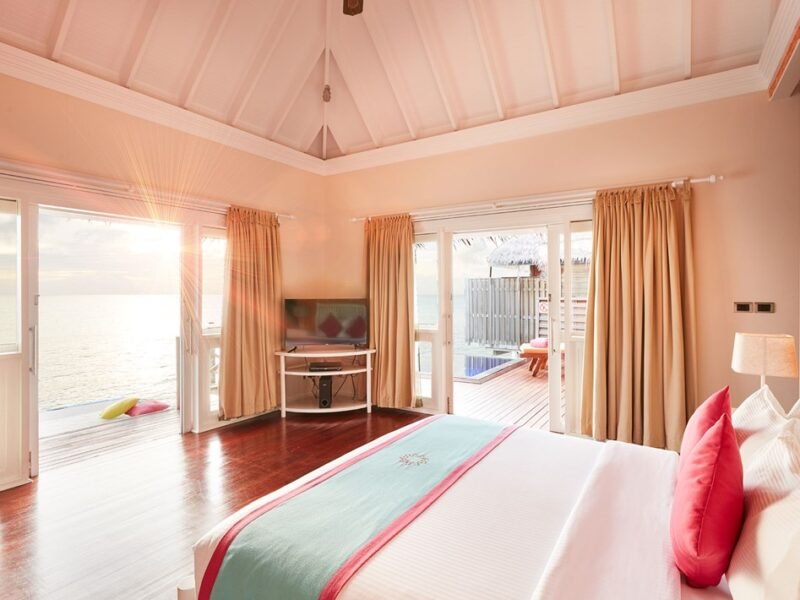 Water Villa with Pool - Sun Siyam Vilu Reef - Image 2