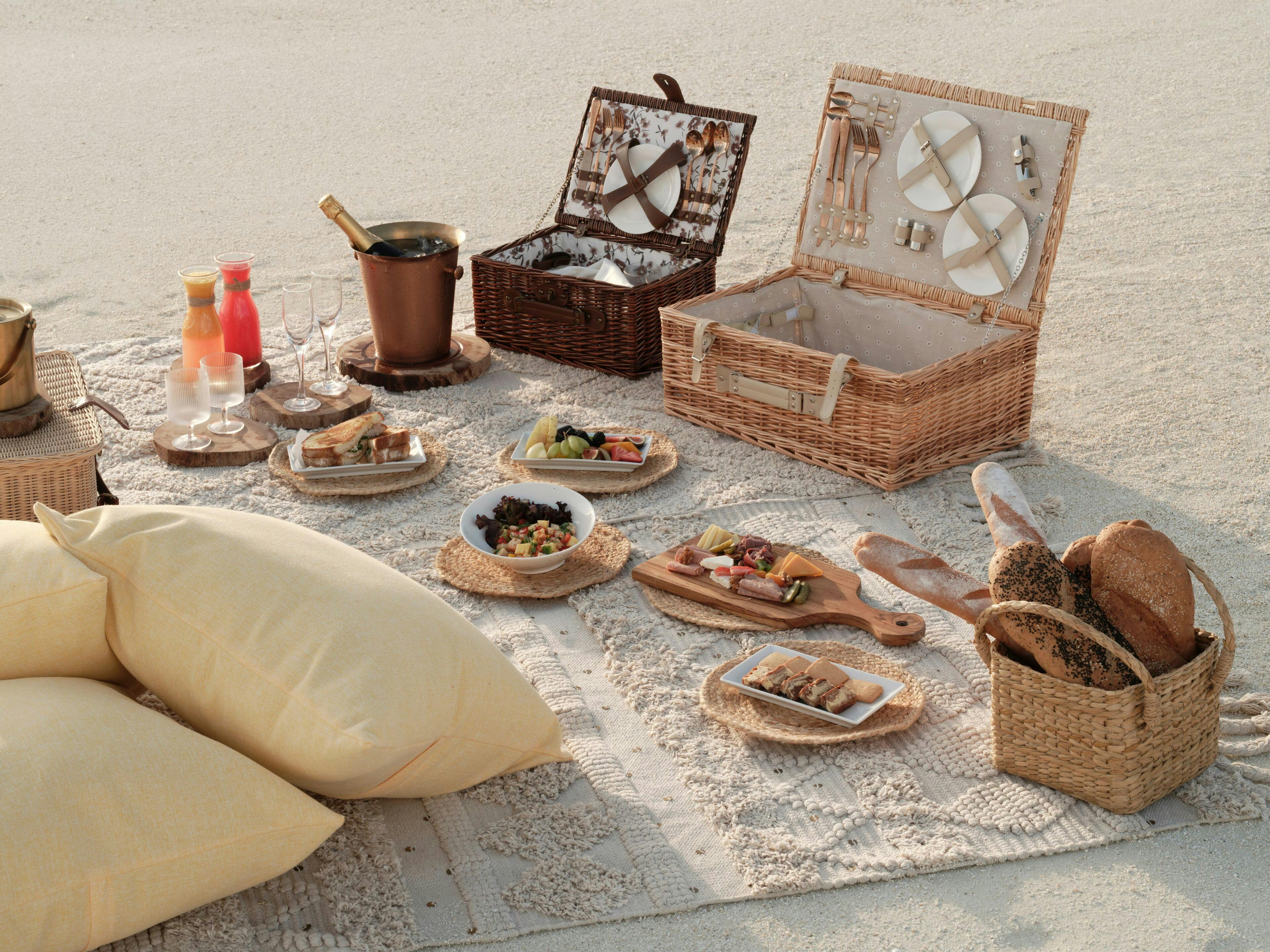 Villa Nautica Maldives (Paradise Island Resort) - Image 7