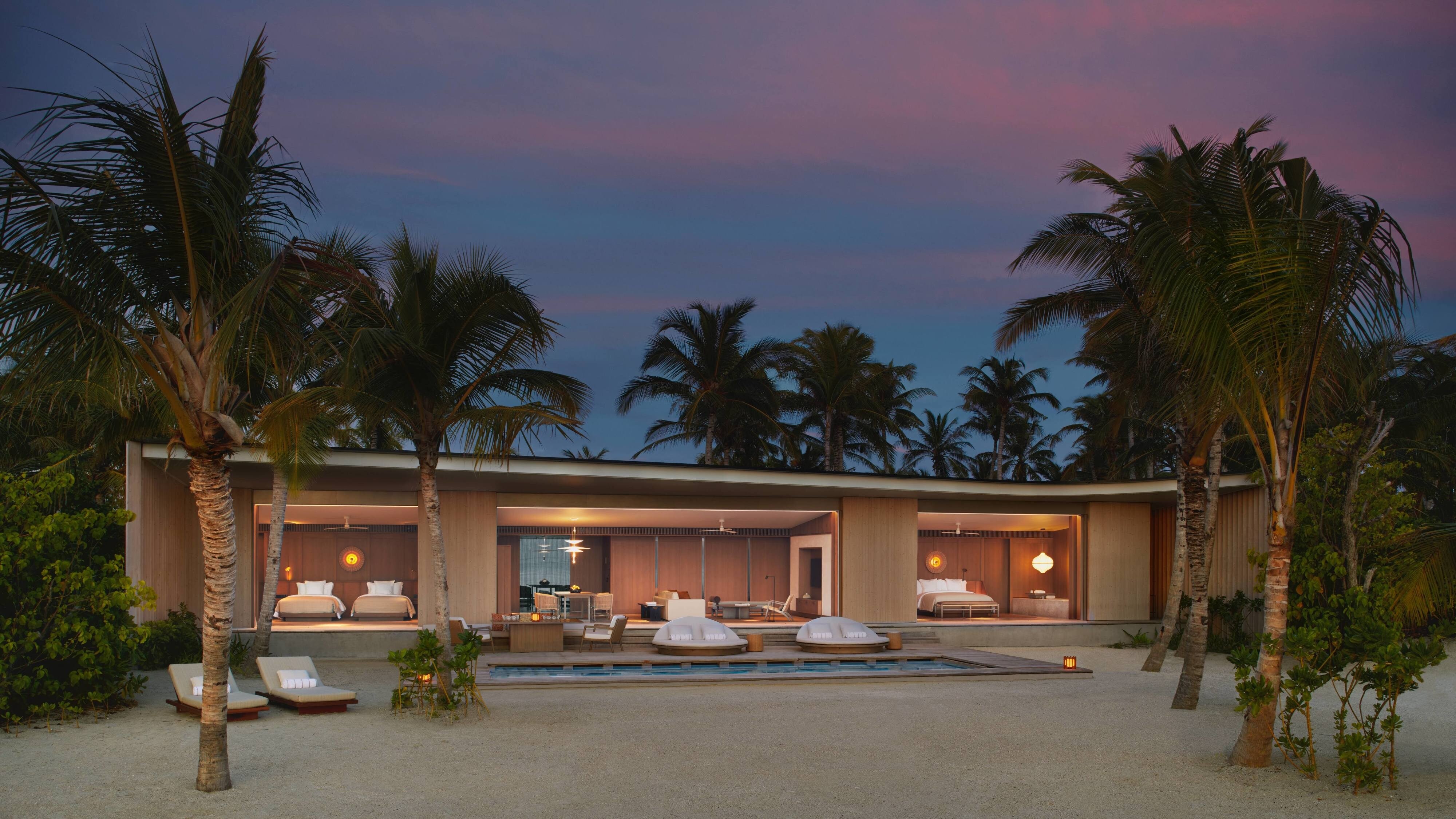 The Ritz Carlton Maldives Fari Islands - Image 3